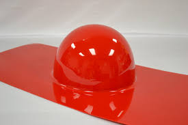 Termoformatura plastica rossa